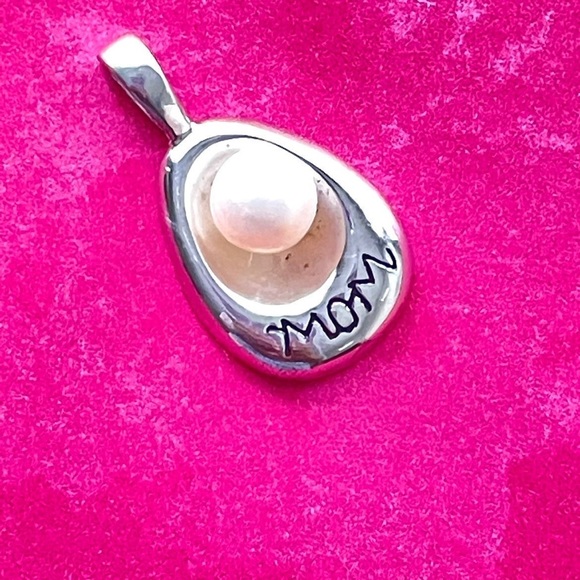 PEARL IN SHELL PENDANT MOM TEARDROP SHAPE 925 STERLING SILVER gentle worn - Picture 4 of 6